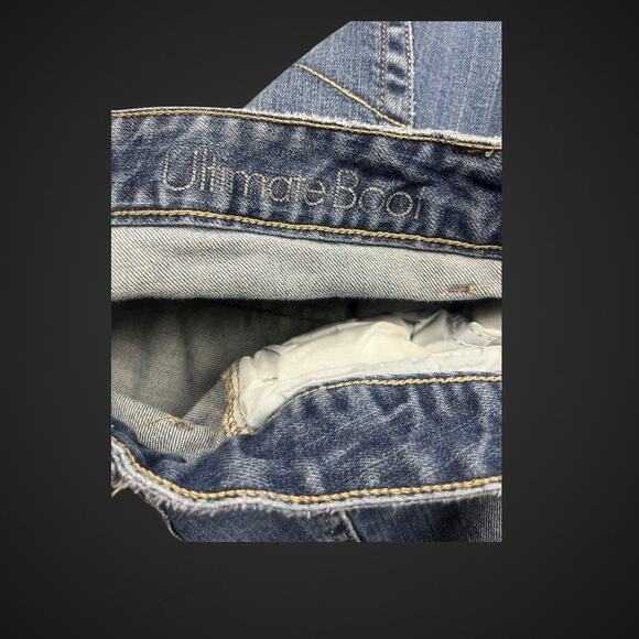 Calvin Klein Jeans Women’s 6 Ultimate Bootcut Light Wash Denim Stretch Mid Rise - Picture 3 of 8